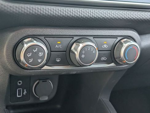 Certified 2025 Nissan Kicks Play S FWD image 16