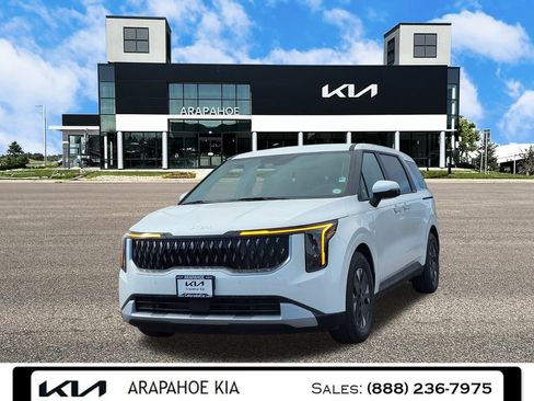 New 2026 Kia Carnival LXS FWD image 4