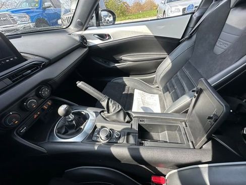 Used 2023 MAZDA MX-5 Miata Club image 24