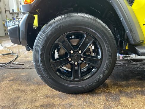 Certified 2023 Jeep Wrangler Unlimited Sport AWD/4WD image 38