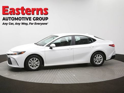 Used 2025 Toyota Camry LE FWD image 58