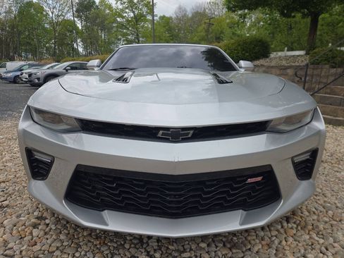 Used 2017 Chevrolet Camaro SS RWD image 2