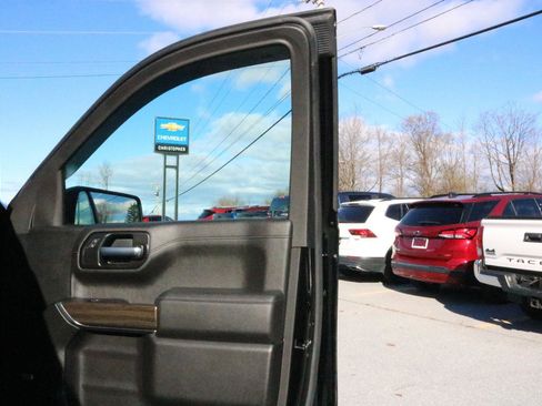 Certified 2022 Chevrolet Silverado 1500 RST w/ All Star Edition Plus image 18