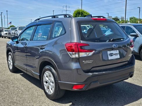 Used 2024 Subaru Forester AWD/4WD image 3