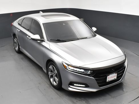 Used 2019 Honda Accord EX-L image 18