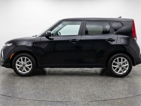 Used 2025 Kia Soul LX w/ LX Technology Package FWD image 5