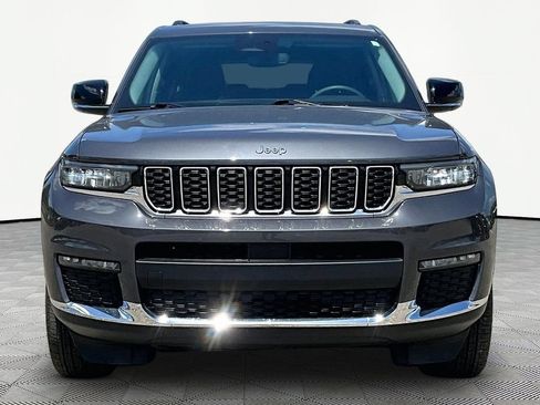 Used 2023 Jeep Grand Cherokee L Limited AWD/4WD image 3