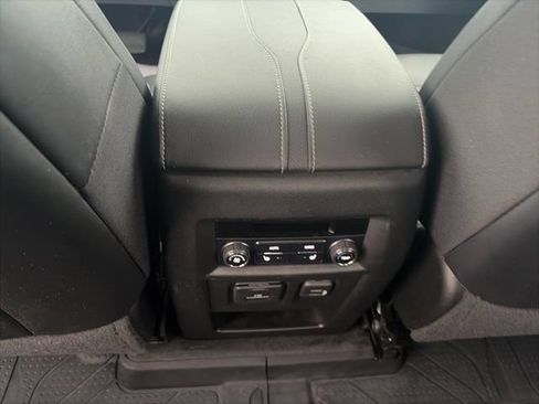 Used 2021 Chevrolet Traverse High Country w/ LPO, Floor Liner Package FWD image 12