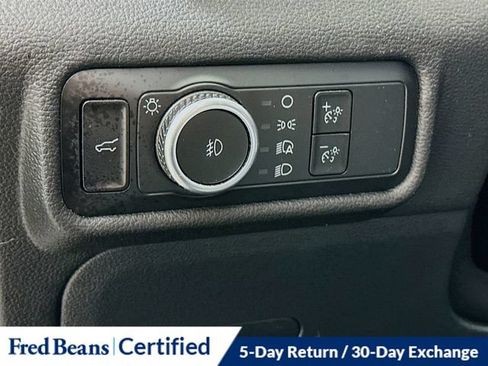 Used 2023 Ford Explorer XLT w/ Equipment Group 202A AWD/4WD image 11