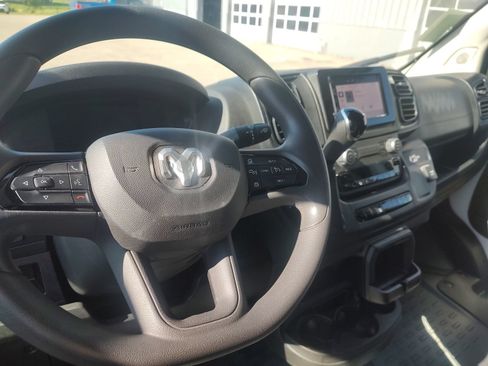 Used 2025 RAM ProMaster 2500 w/ U-Haul Equipment Group FWD image 14
