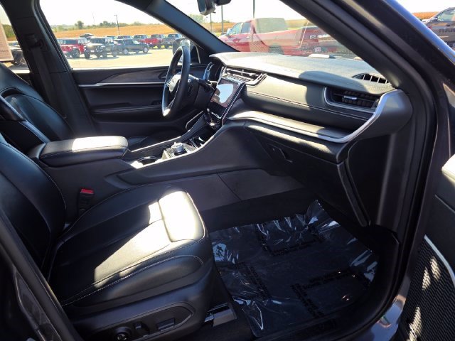 Certified 2024 Jeep Grand Cherokee Limited 4xe AWD/4WD image 17
