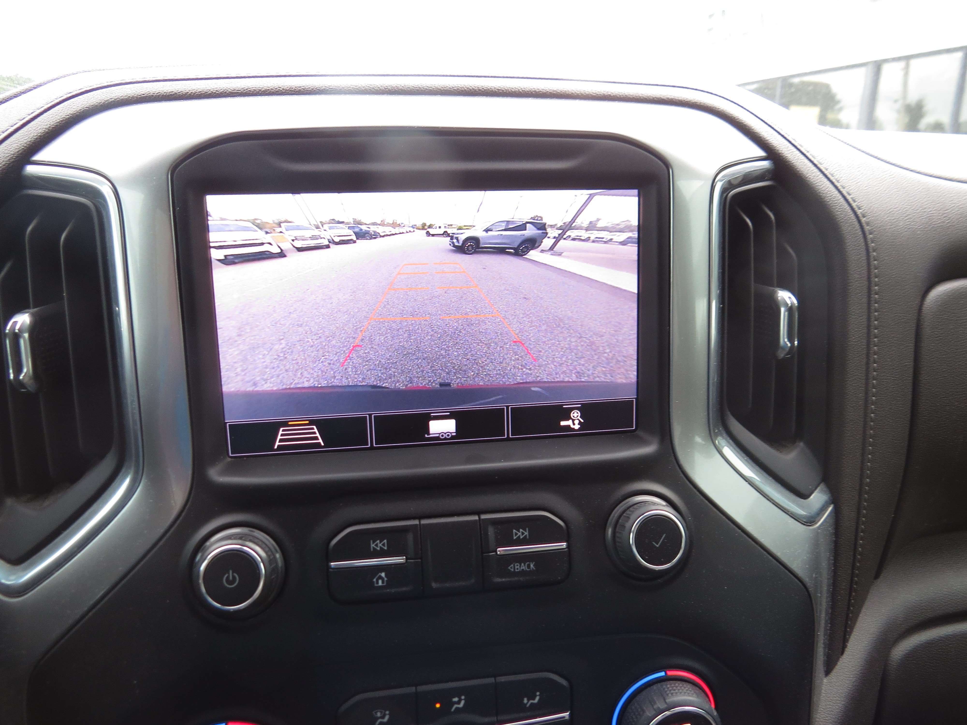 Used 2020 Chevrolet Silverado 1500 RST AWD/4WD image 23