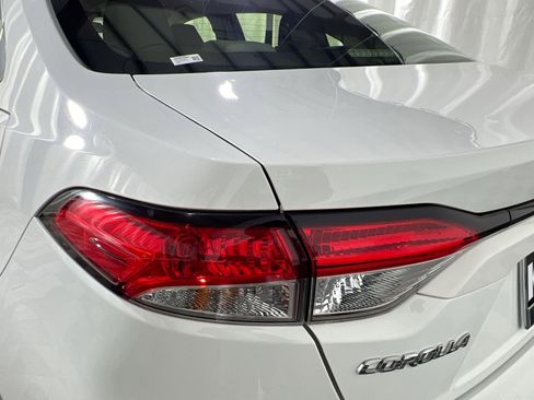 Used 2023 Toyota Corolla LE image 16