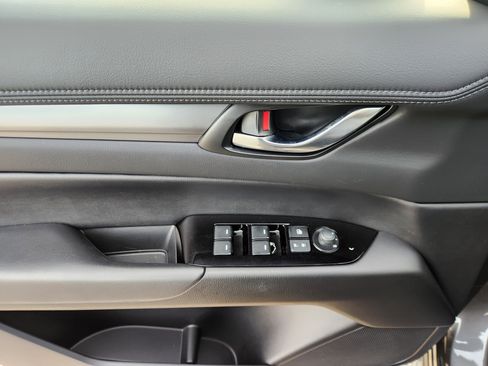 Certified 2025 MAZDA CX-5 AWD 2.5 S w/ Preferred Package image 17