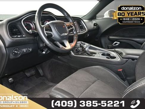 Used 2018 Dodge Challenger R/T Scat Pack w/ Leather Interior Group RWD image 8