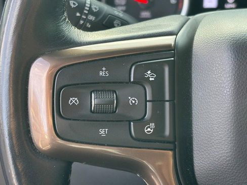 Certified 2020 Chevrolet Silverado 1500 High Country w/ Technology Package image 17