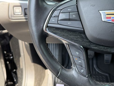 Used 2023 Cadillac XT5 Premium Luxury AWD/4WD image 19