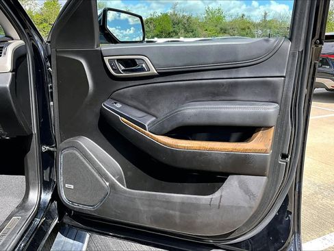 Used 2019 GMC Yukon Denali w/ Denali Ultimate Package image 23