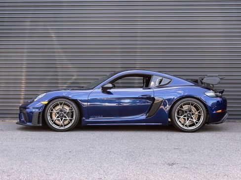 Certified 2025 Porsche 718 Cayman GT4 RS RWD image 2