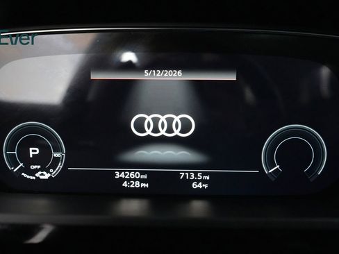 Used 2023 Audi e-tron Premium Plus w/ Premium Plus Package AWD/4WD image 7