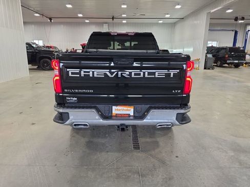 Used 2024 Chevrolet Silverado 1500 LTZ AWD/4WD image 7