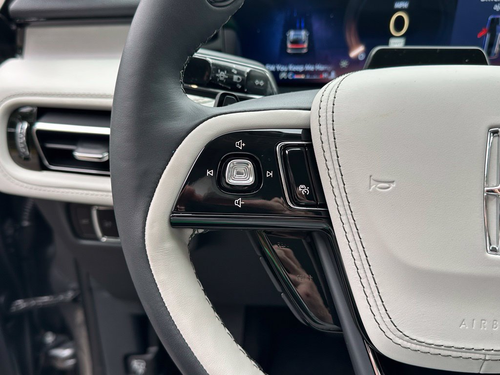 New 2027 Lincoln Aviator Reserve AWD/4WD image 9