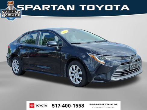 Used 2024 Toyota Corolla LE FWD image 4