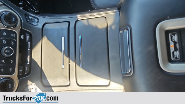 Used 2018 GMC Yukon Denali RWD image 21