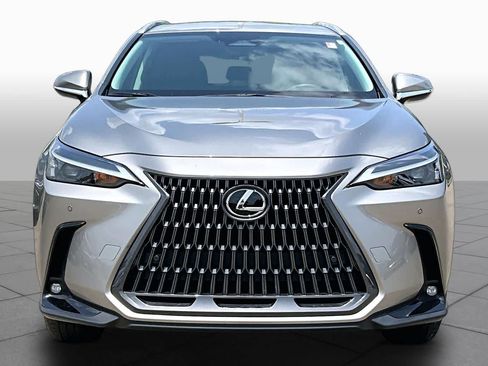 Used 2025 Lexus NX 250 FWD w/ Accessory Package (Z1) image 4