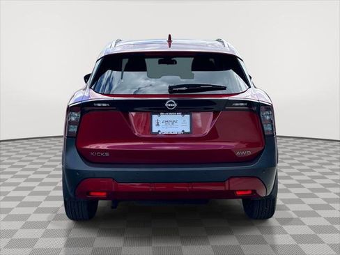Used 2025 Nissan Kicks SV w/ SV Premium Package AWD/4WD image 6