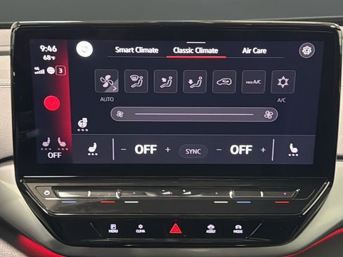 Used 2023 Volkswagen ID.4 Pro S AWD/4WD image 18