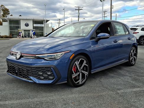 New 2026 Volkswagen GTI SE image 3