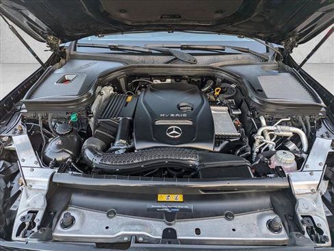 Used 2018 Mercedes-Benz GLC 350e 4MATIC image 22
