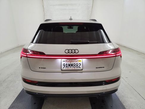 Used 2022 Audi e-tron Chronos w/ Chronos Package AWD/4WD image 5