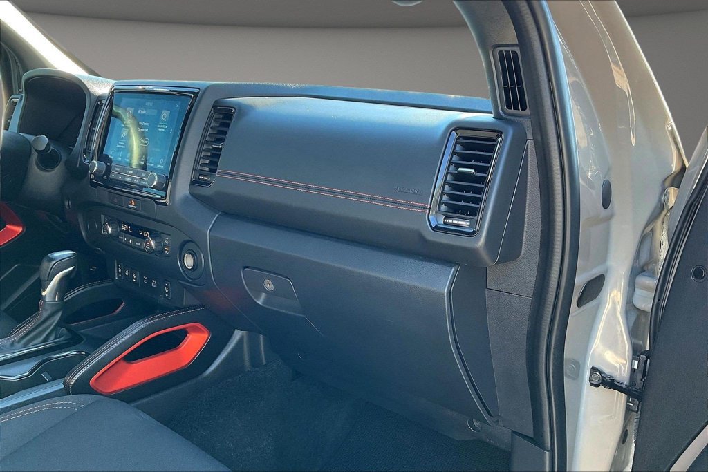 Used 2022 Nissan Frontier Pro-X RWD image 30