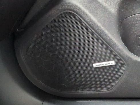 Used 2017 Subaru Outback 2.5i Limited image 33