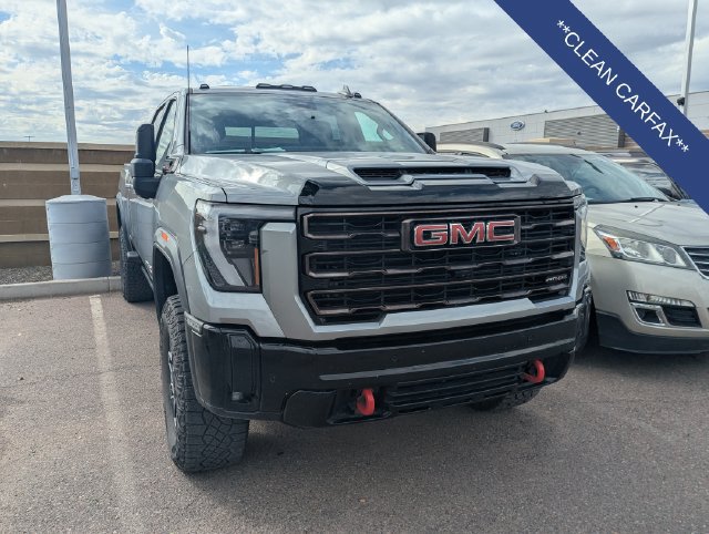 Used 2025 GMC Sierra 2500 AT4X AWD/4WD image 3