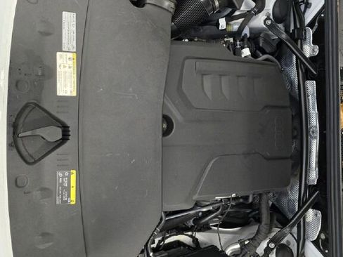 New 2025 Audi Q5 Premium image 10