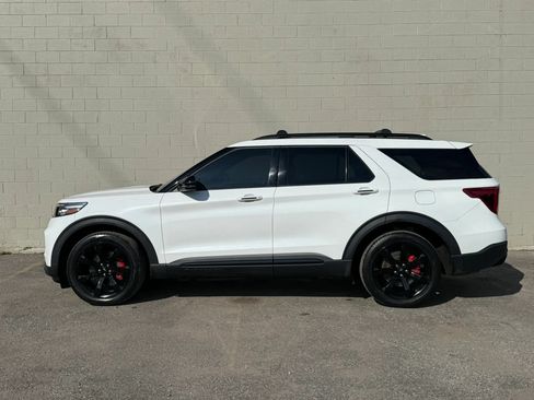 Used 2022 Ford Explorer ST w/ Equipment Group 401A AWD/4WD image 5