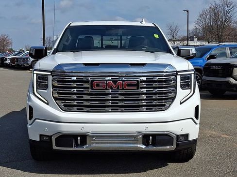 Used 2023 GMC Sierra 1500 Denali image 2