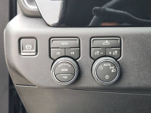 New 2026 Chevrolet Silverado 1500 LT w/ Texas Edition Plus AWD/4WD image 20