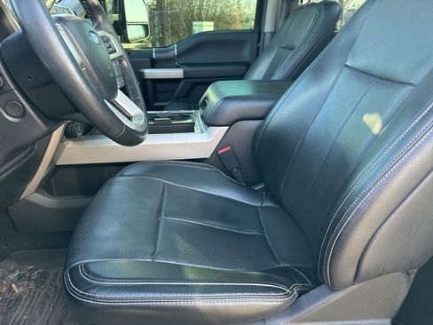 Used 2021 Ford F250 Lariat image 38