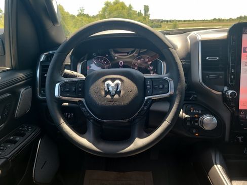 Used 2025 RAM 1500 Laramie w/ Night Edition AWD/4WD image 32