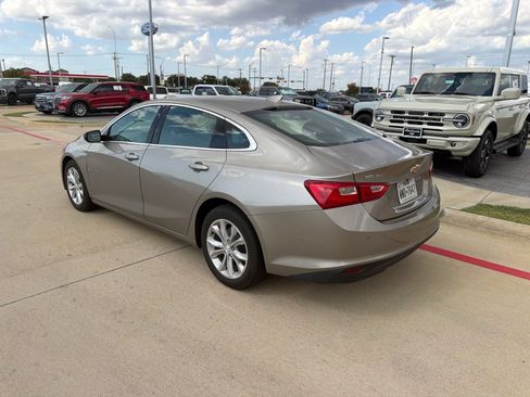 Used 2024 Chevrolet Malibu LT FWD image 11