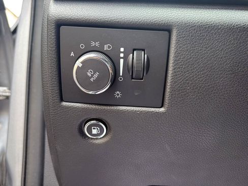 Used 2021 Jeep Grand Cherokee Laredo X AWD/4WD image 9