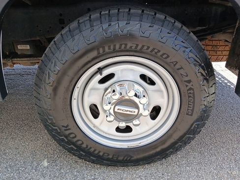 Used 2023 Ford F250 XL w/ XL Driver Assist Package AWD/4WD image 56