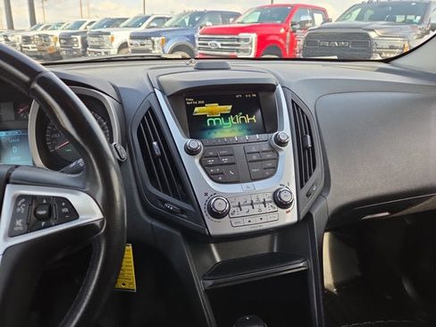 Used 2016 Chevrolet Equinox LT w/ Convenience Package image 16