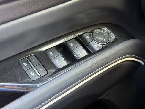 Certified 2024 Cadillac Escalade Premium Luxury w/ LPO, Floor Liner Package AWD/4WD image 25