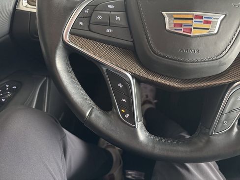 Used 2022 Cadillac XT5 Premium Luxury image 17