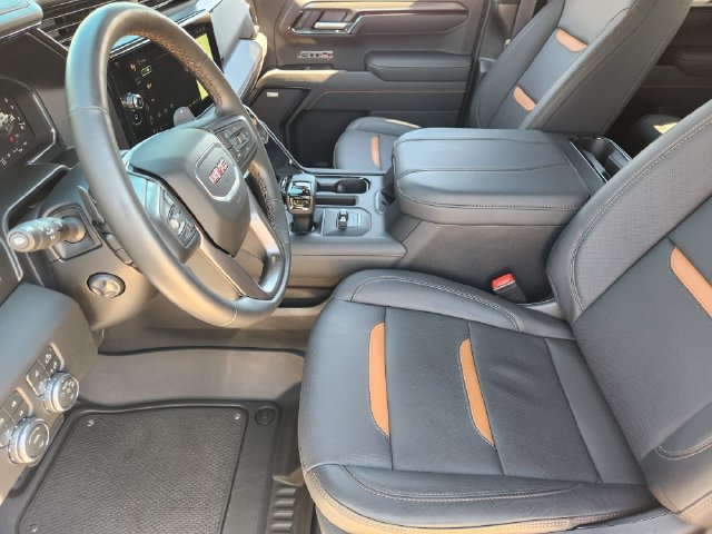 Used 2026 GMC Sierra 1500 AT4 w/ AT4 Premium Package AWD/4WD image 13